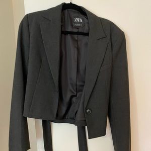 Dark gray cropped blazer